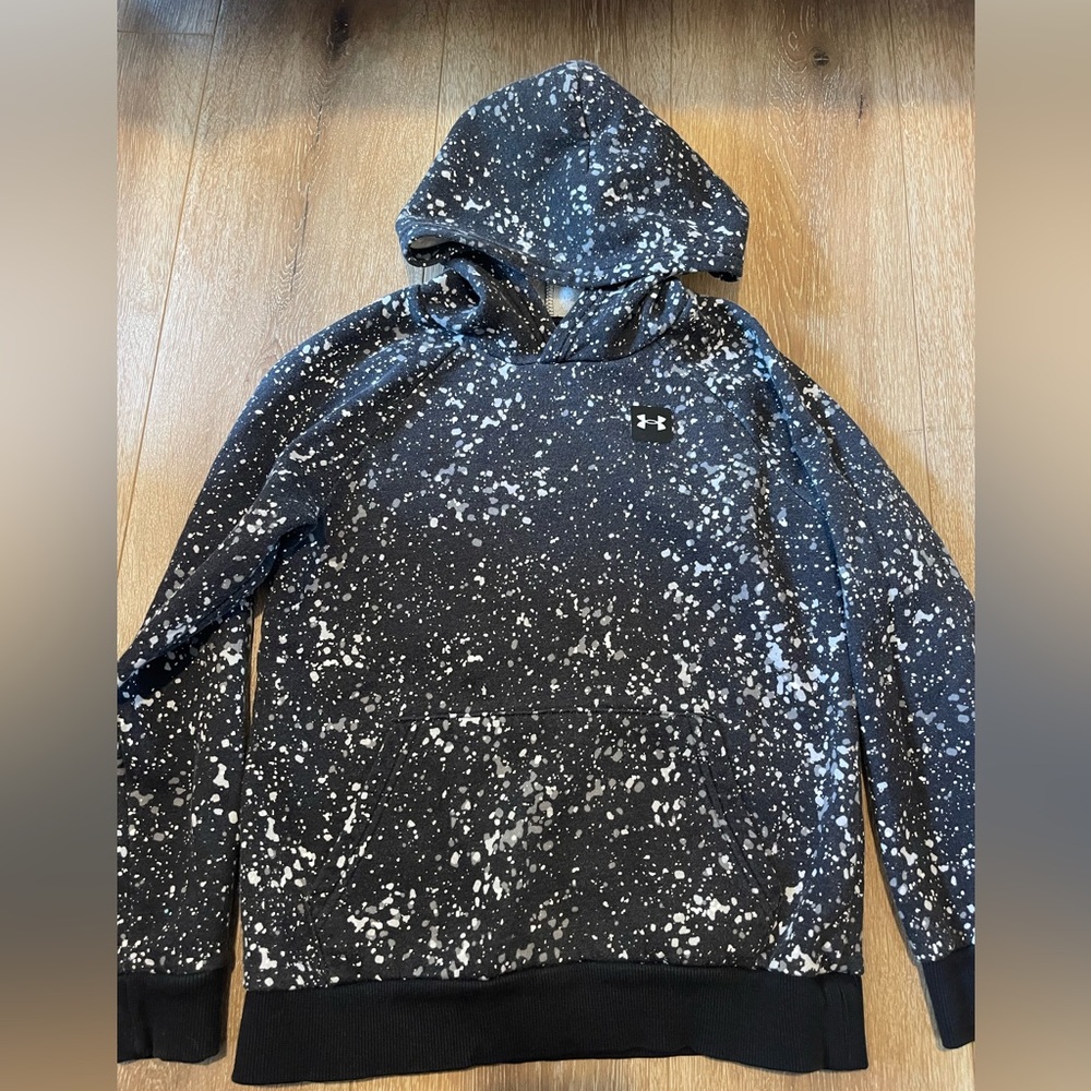 Under Armour Boy’s Speckled Black and White Hoodie